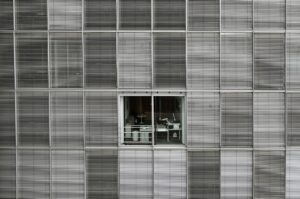 上司に仕事が終わった報告はいつすれば良いの？