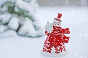 目上の人に初めての挨拶をする際のポイントは？