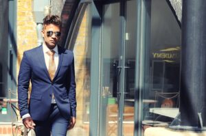 留守電のビジネスで使える例文は？